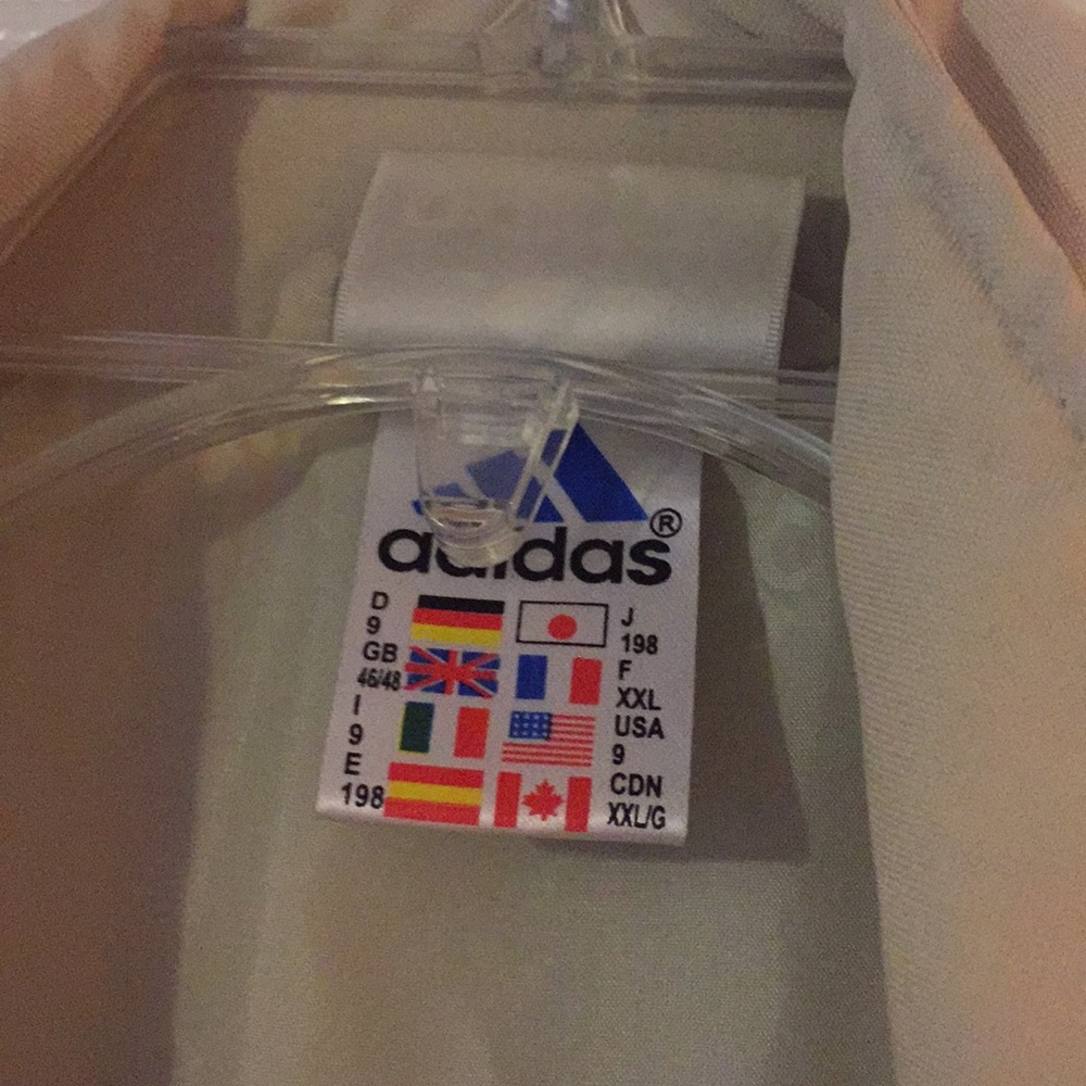 Adidas coat - Picture 6 of 7
